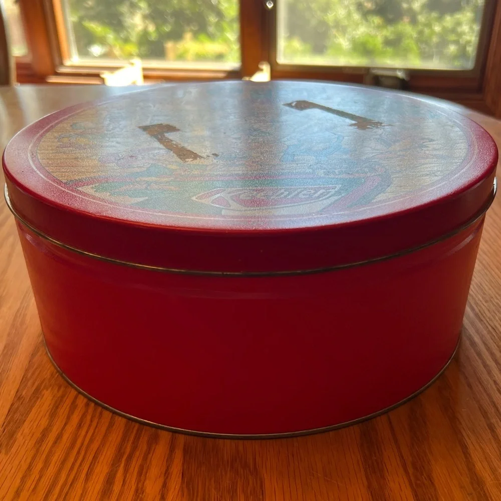 Vintage Keebler Christmas Metal Cookie Tin